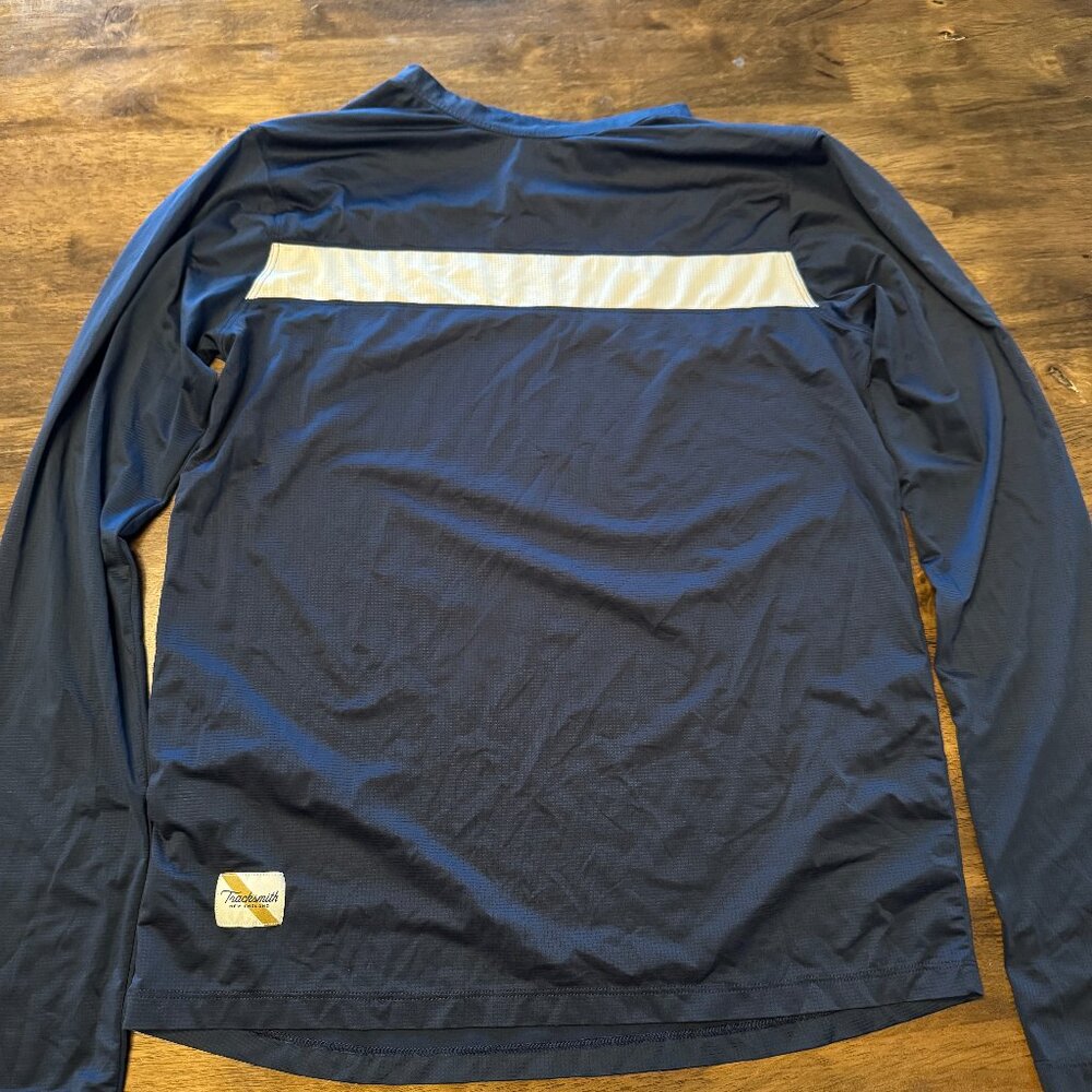 Tracksmith men's medium long sleeve tee